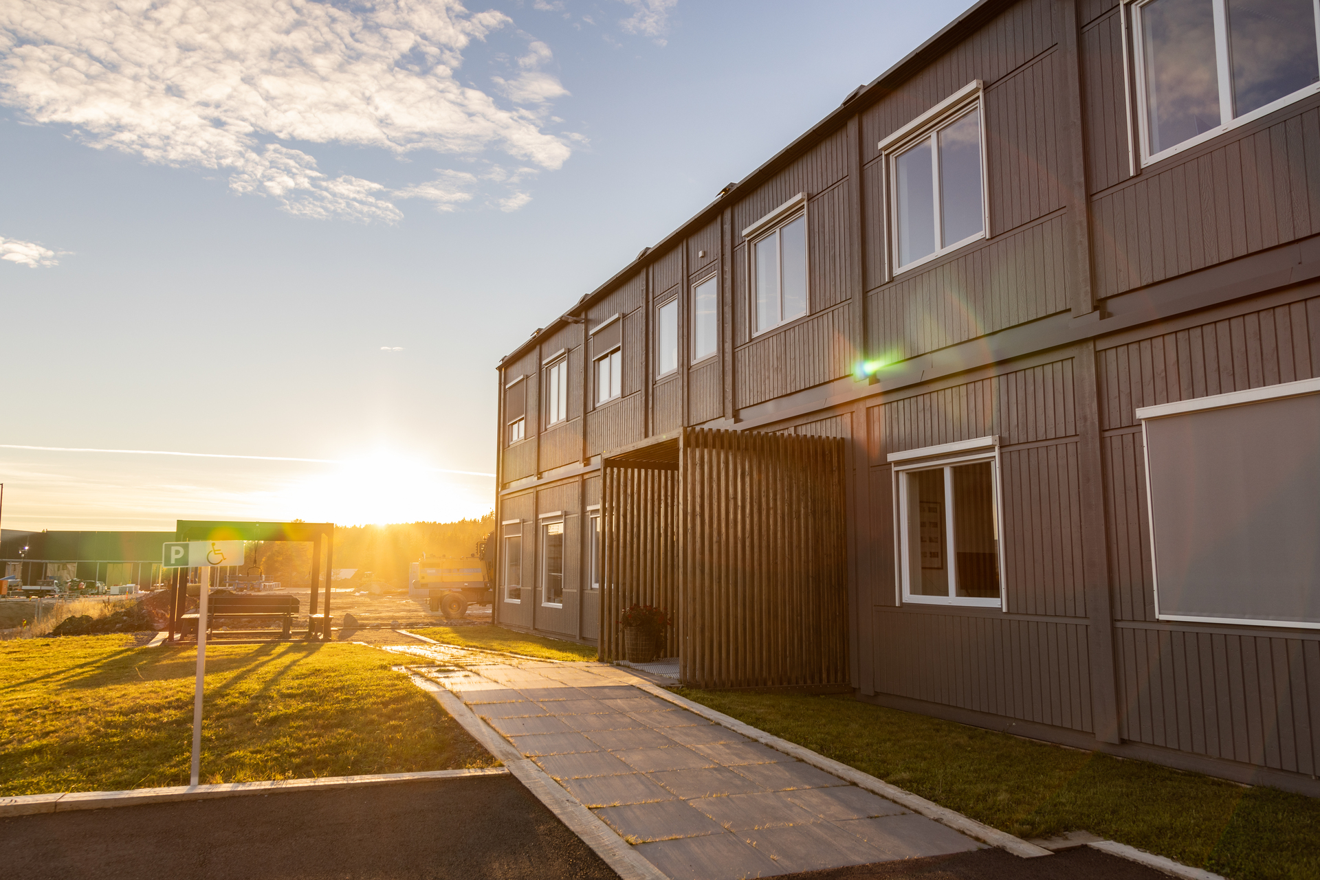 solnedgång över Expandias kontor i Norge